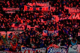 Gobierno de Buenos Aires prohíbe ingreso a sus estadios a hinchas de la U hasta 2028