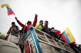 Indígenas rechazan militarización del gobierno de Ecuador para proteger proyectos mineros