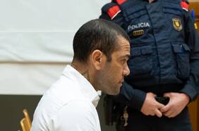 “Está convencido de que nadie le va a creer”: compañero de prisión de Dani Alves revela los duros días del exfutbolista en la cárcel de España