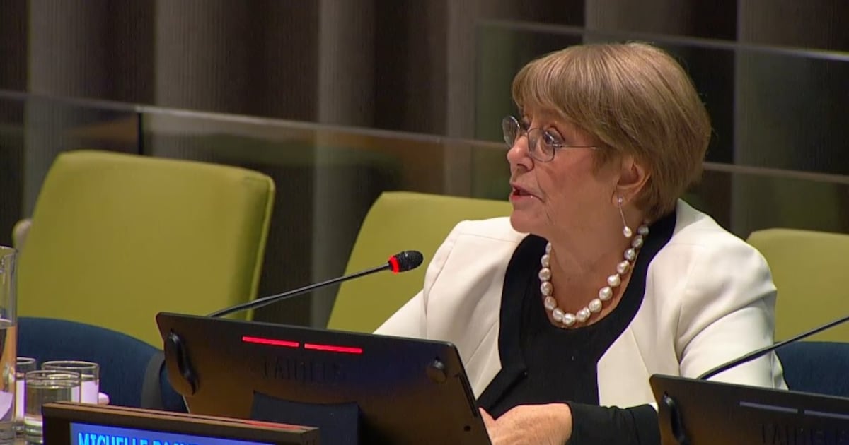 Bachelet expone ante la ONU en medio de controversia por apoyo chileno