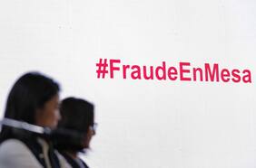 ¿Por qué aún no hay resultados en las presidenciales de Perú? Las claves del proceso de conteo de votos