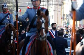 Gestos a su electorado, butacas vacías y pañuelos celestes: la trastienda de una tibia cuenta presidencial