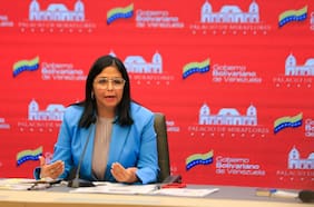 Vicepresidenta de Venezuela anuncia plan de repatriación ante bloqueo aéreo de Estados Unidos