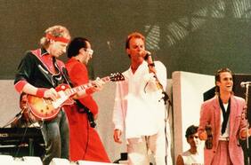 Una tienda de electrodomésticos y un encuentro con Sting en la playa: la historia de Money for nothing de Dire Straits