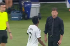 “Te va a echar Florentino...”: el ácido cruce entre Diego Simeone y Vinícius en la Supercopa española