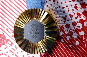 Dinero, vacas, autos y hasta casas: el valor de ganar una medalla de oro en los Juegos Olímpicos