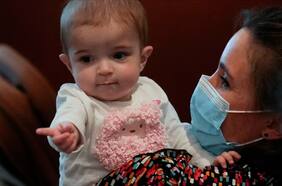 Bebé de 13 meses se convierte en la primera paciente en recibir un trasplante de intestino