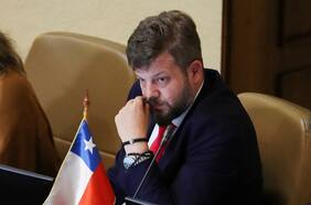 A raíz del caso Crespo: Kaiser señala que carabineros “debieron haber disparado munición real” durante el estallido social