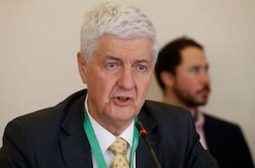 Solicitud de renuncia del director del Servicio de Impuestos Internos