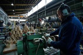 Puestos de trabajo formales: firmas más grandes concentran casi la mitad y microempresas aumentan participación