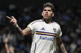 El provocador gesto de Carlos Palacios hacia la hinchada de River Plate en el clásico con Boca Juniors