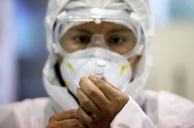 “Efectos no específicos”: vacuna contra el coronavirus podría combatir el cáncer y el alzhéimer