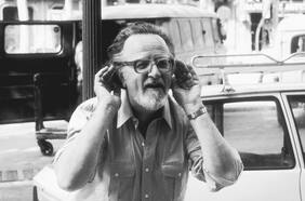 Columna de Carlos Franz: Donoso sin límites