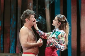 Desde Grecia y Argentina: llegan los dos primeros espectáculos del Festival Internacional Teatro a Mil 2025