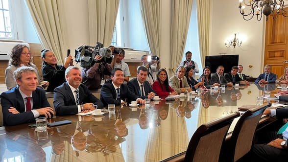 Oficialismo pide apoyo de la oposición en seguridad y respalda “Plan de Reconstrucción Nacional”