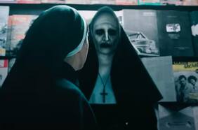 La actriz de La Monja demandó a Warner Bros por no recibir los pagos del merchandising