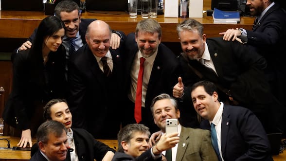 Megarreforma: Quiroz va por su revancha y oficialismo acelera trámite de comisión mixta para este miércoles