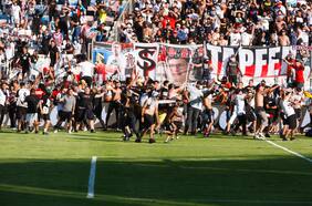 Deportes Antofagasta recibe histórica multa por destrozos de barristas de Colo Colo en 2021