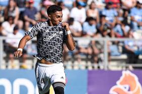 Efectividad y velocidad: el golazo de Jordhy Thompson que puso en ventaja a Colo Colo
