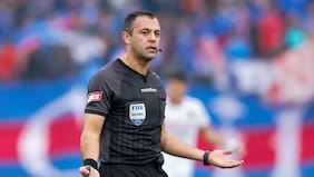 Sin derrotas para la U: el historial de Diego Flores dirigiendo a Universidad de Chile y a la UC en la antesala del clásico