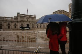 Minuto a minuto: sigue el avance del sistema frontal que afecta a más de 10 regiones del país