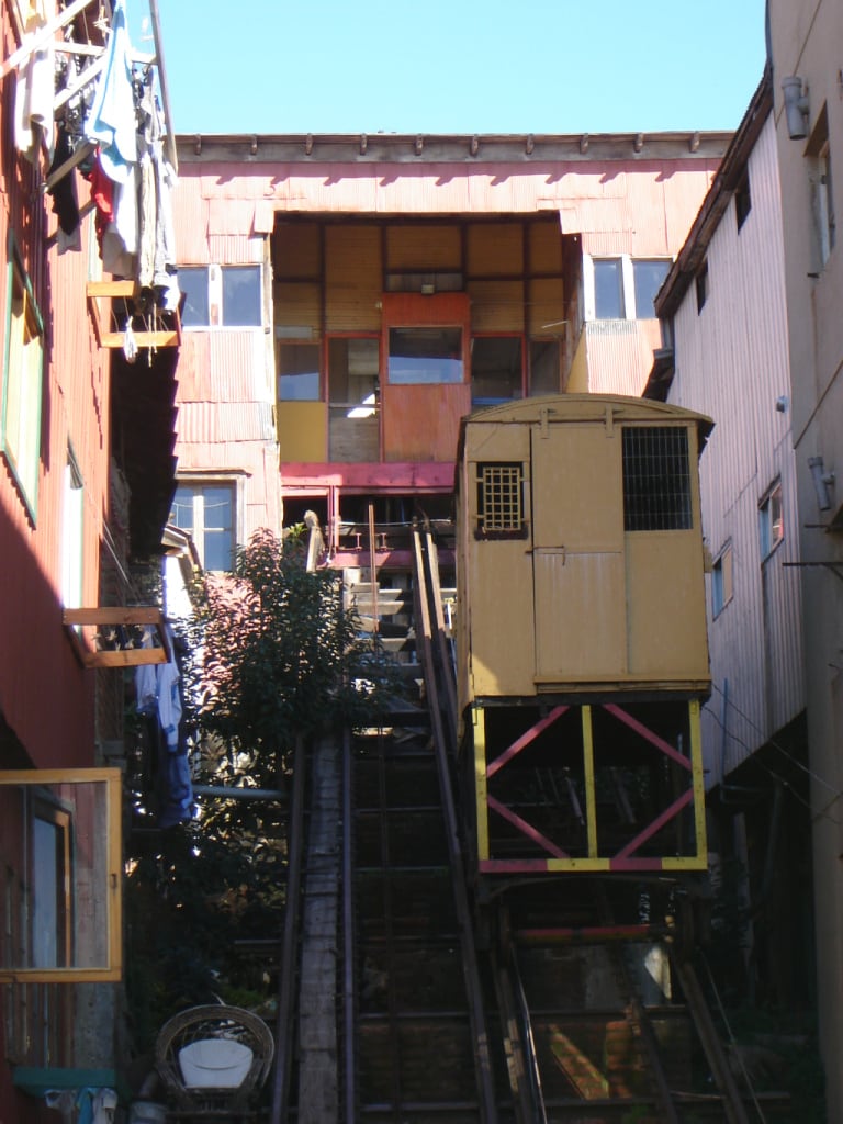 Ascensor Mariposas.