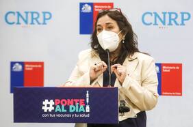 Ministra Yarza por salida de exjefa del Departamento de Inmunizaciones del Minsal: “Ella solicitó el incentivo al retiro”