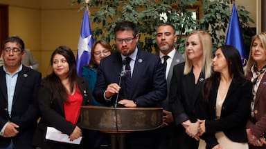 Parisi y el PDG vuelven a inquietar al oficialismo: derecha se divide sobre si privilegiar acuerdos con ese partido