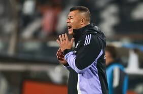 El futuro en juego: la nueva prueba de Jorge Almirón en Colo Colo en medio del cortocircuito con Aníbal Mosa