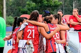 “No fue posible reunir los recursos”: selección chilena de Balonmano Playa se baja de torneo y critica a la Federación