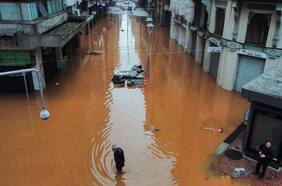 Aumentan a 56 los muertos por las lluvias en el sur de Brasil: 70 personas siguen desaparecidas