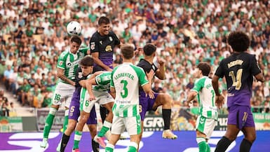 El implacable Barcelona de Lamine Yamal detiene el andar del Betis de Pellegrini en un duelo de alto voltaje