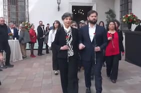 Boric conmemora su último 11-S en La Moneda con Isabel Allende, pero sin Maya Fernández