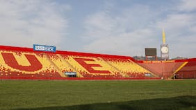 Casi US$ 50 millones, 38 mil hinchas y un mall: la desconocida negociación entre la U y Unión Española por Santa Laura