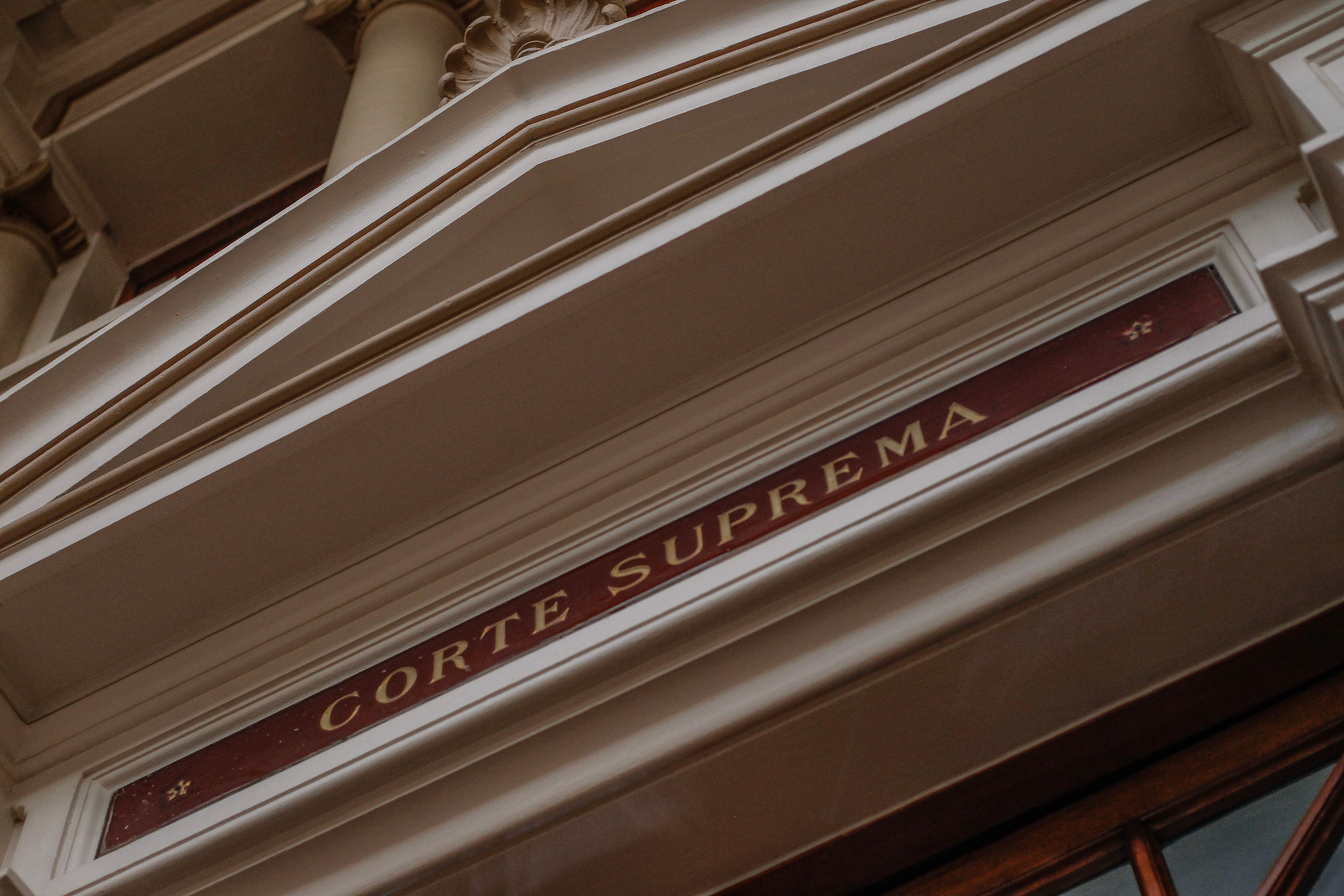 Remoción judicial: decidir con razones
