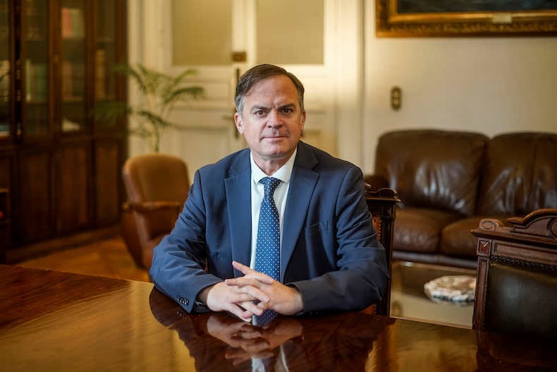 MATIAS WALKER, VICEPRESIDENTE DEL SENADO