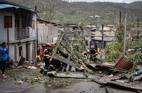 “Es un paisaje de guerra”: Francia admite que harán falta “días y días” para hacer un balance de víctimas en archipiélago