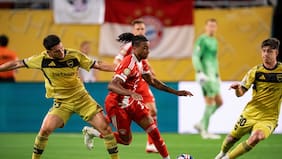 “Nos alegra saber que cuentan con una nueva casa”: el cálido saludo del Bayern Múnich a Universidad Católica