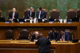 “El diputado insiste en una teoría fracasada”: respuesta de Quiroz a Manouchehri enciende debate en la Cámara por megaproyecto
