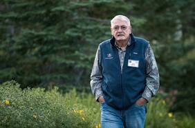 La declaración de John Malone a la FNE, el ‘vaquero del cable’, por la fusión entre WarnerMedia y Discovery