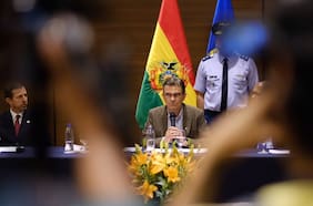 Gobierno de Bolivia elimina por decreto los ministerios de Planificación y Turismo