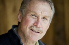 David Quammen: “Cuando controlemos la pandemia, celebremos cinco minutos y luego pensemos en la próxima”