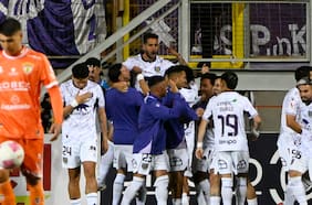 La emoción de Joaquín Larrivey tras el ascenso de Deportes Concepción: “El fútbol no deja de darme alegrías”