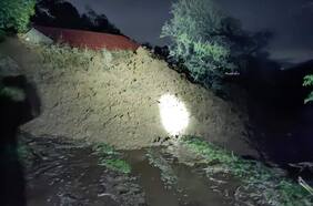 Rescatan a tres adultos mayores tras remoción de masa en Codegua