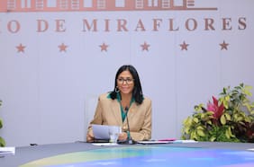Delcy Rodríguez lidera en Caracas un reunión de alto nivel entre Colombia y Venezuela