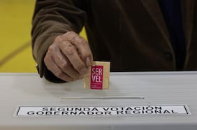 Este lunes asumen los gobernadores y consejeros regionales electos