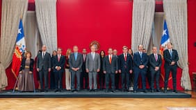 El otro récord del cambio de gabinete de Kast: es el equipo con más bi (o tri) ministros en 20 años