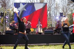 Fact Checking 78: ¿Este 2020 no habrá celebración de Fiestas Patrias? ¿Los guantes y mascarillas no sirven para proteger del coronavirus?