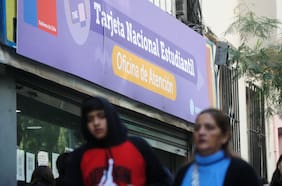 Polémica por motivo de viaje con la TNE: Gobierno reitera que transportes no pueden fiscalizar el uso del pase escolar