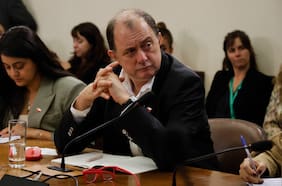 Ministro Poduje anuncia inicio de demoliciones en El Olivar para la próxima semana